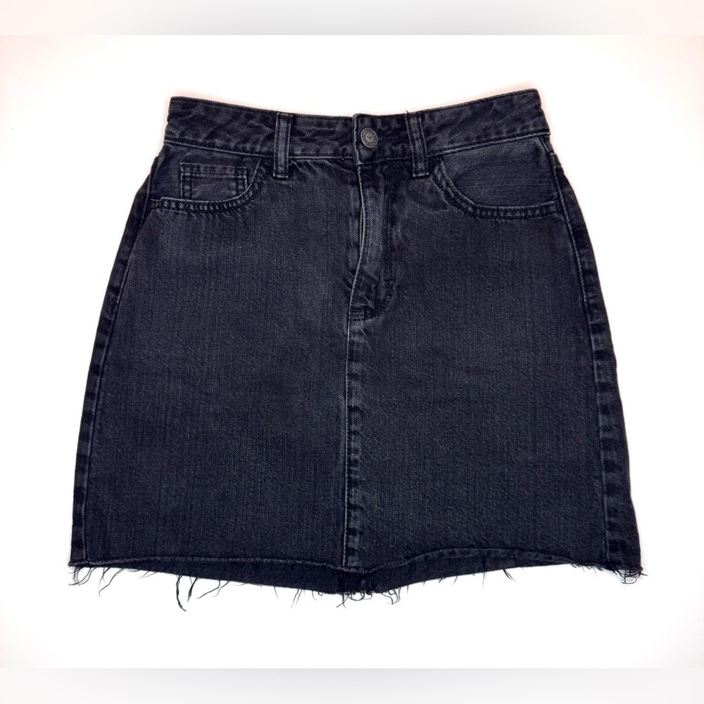 Hollister Women’s Ultra High- Rise Denim Skirt Size - W 24